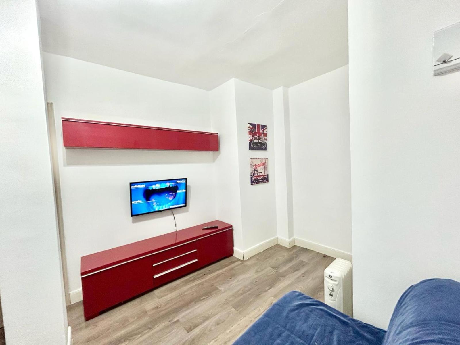 Madrid Rio Antonio Lopez A Apartamento Exterior foto