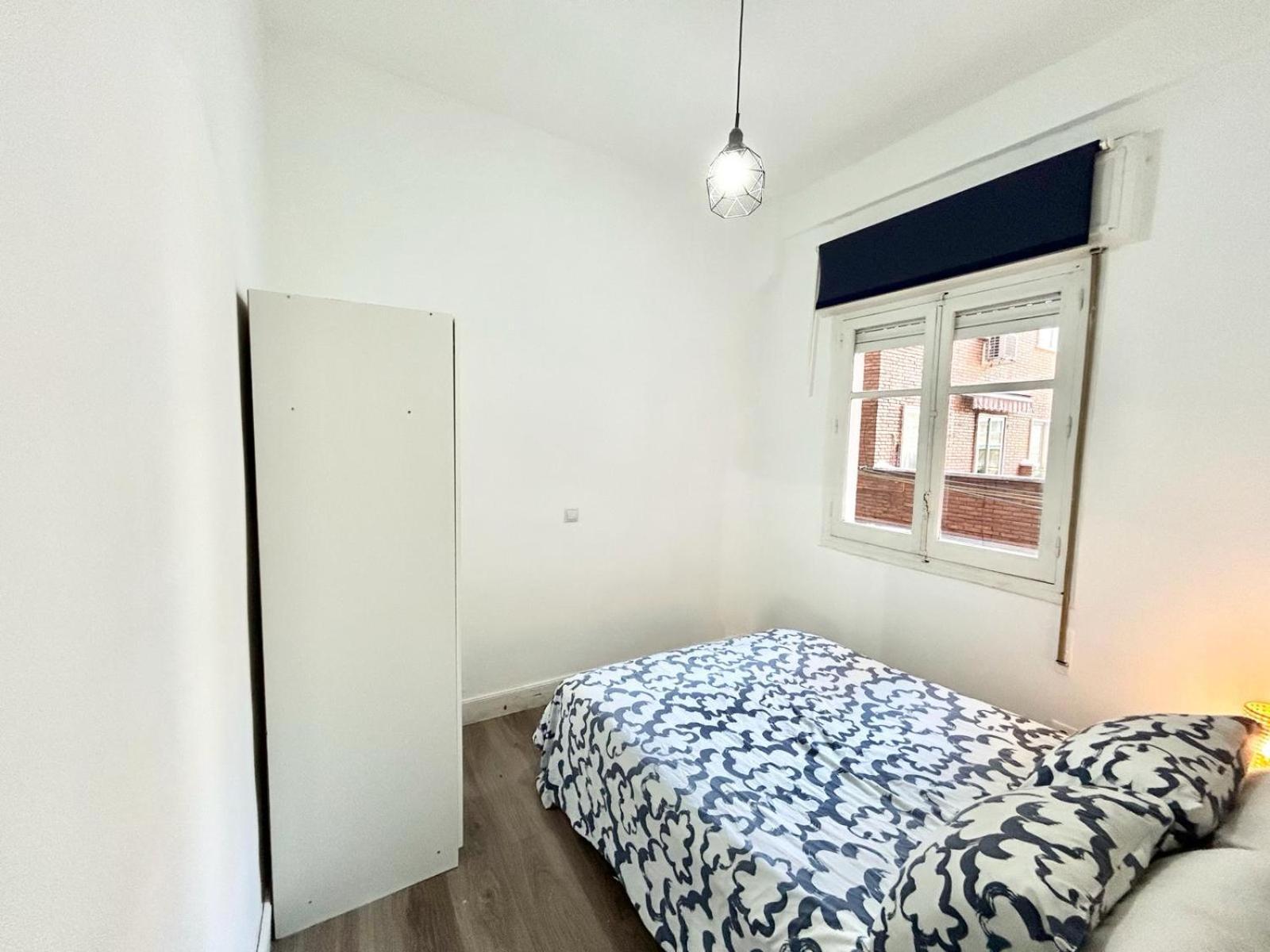 Madrid Rio Antonio Lopez A Apartamento Exterior foto