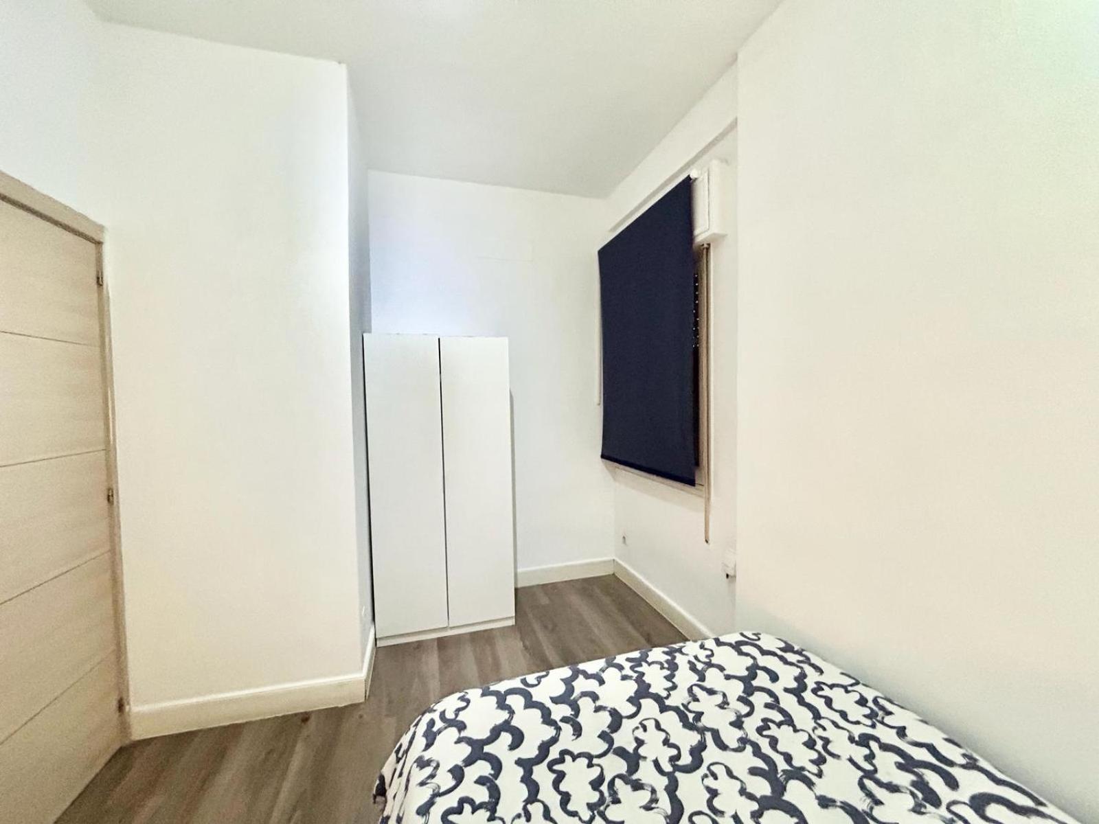 Madrid Rio Antonio Lopez A Apartamento Exterior foto