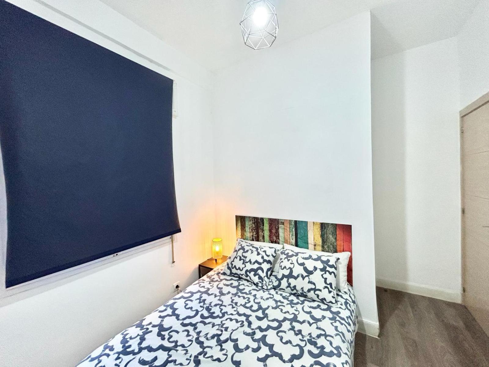 Madrid Rio Antonio Lopez A Apartamento Exterior foto